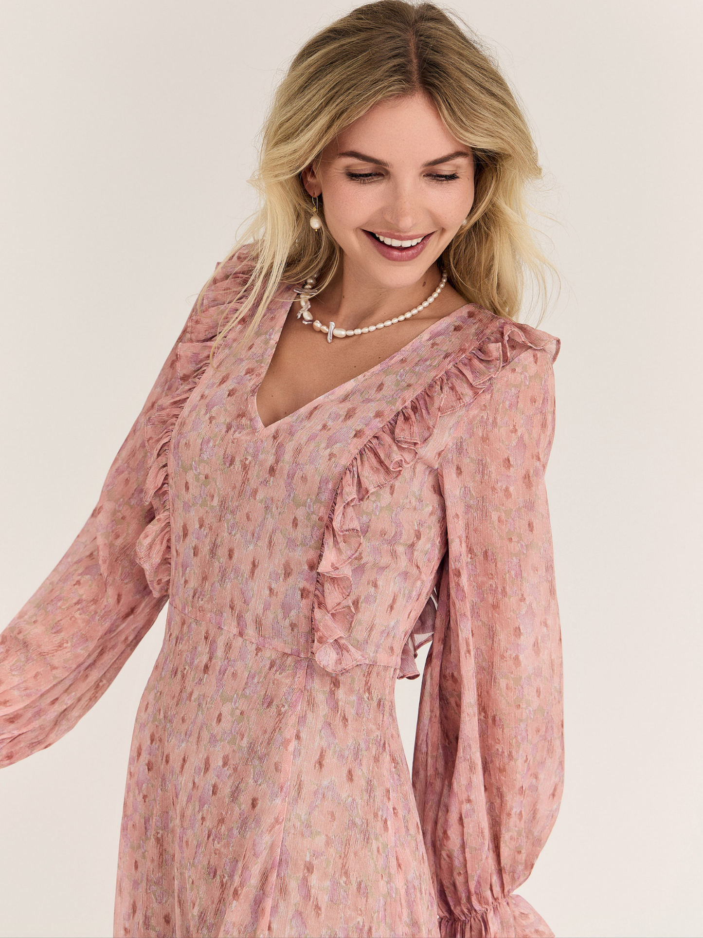 Flounce dress