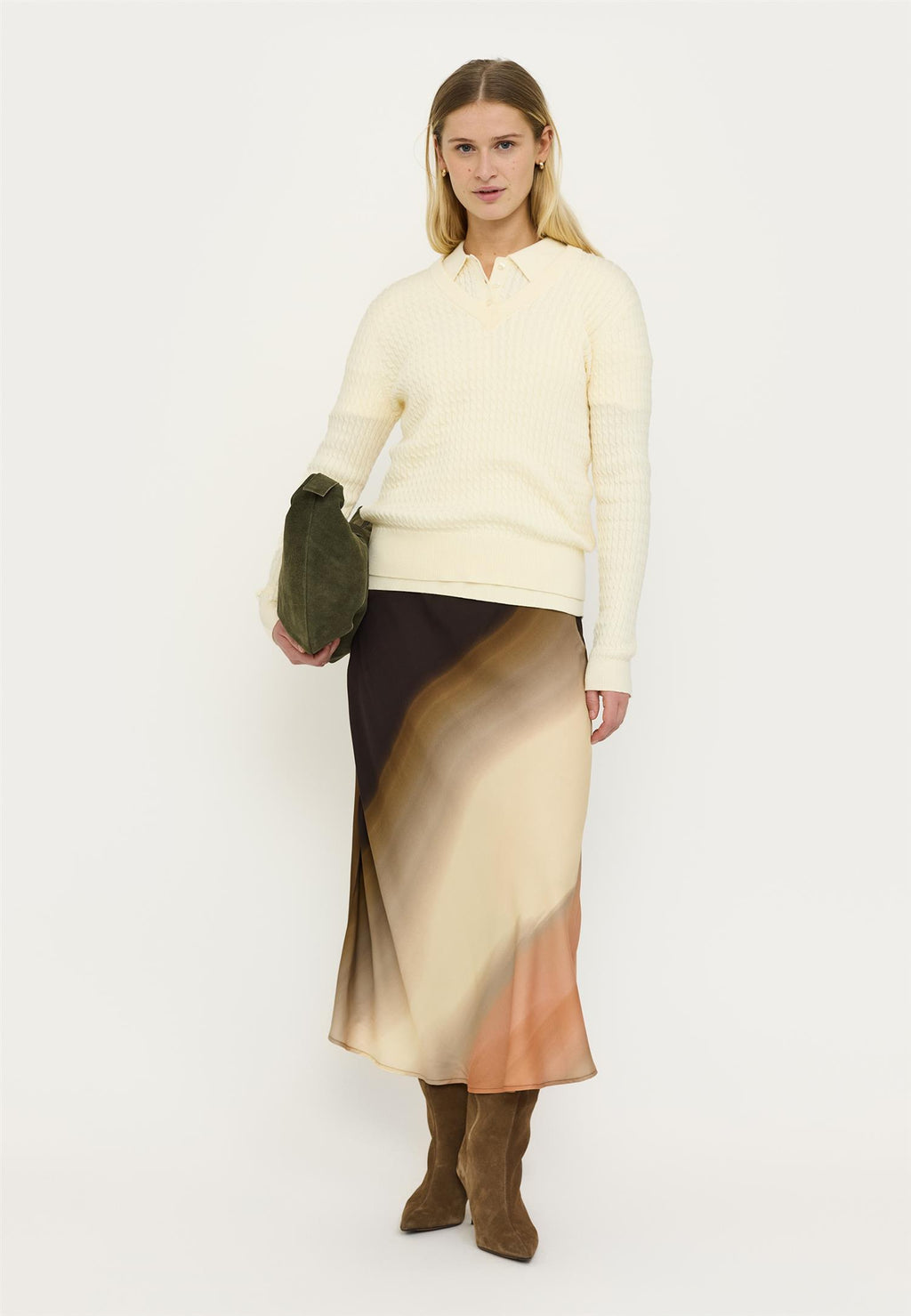 Beth V-neck knit