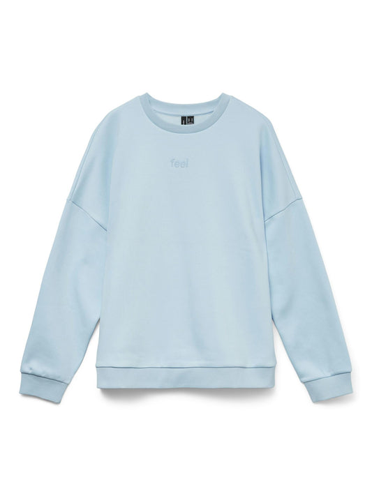 Pernille Bea sweat