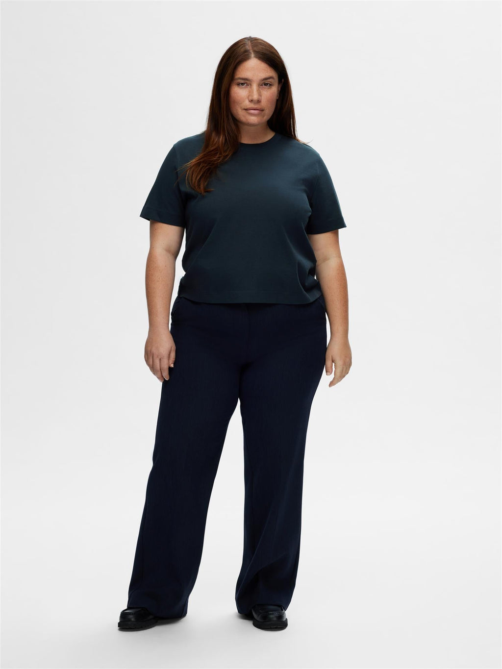 Essential boxy tee - novalieshop