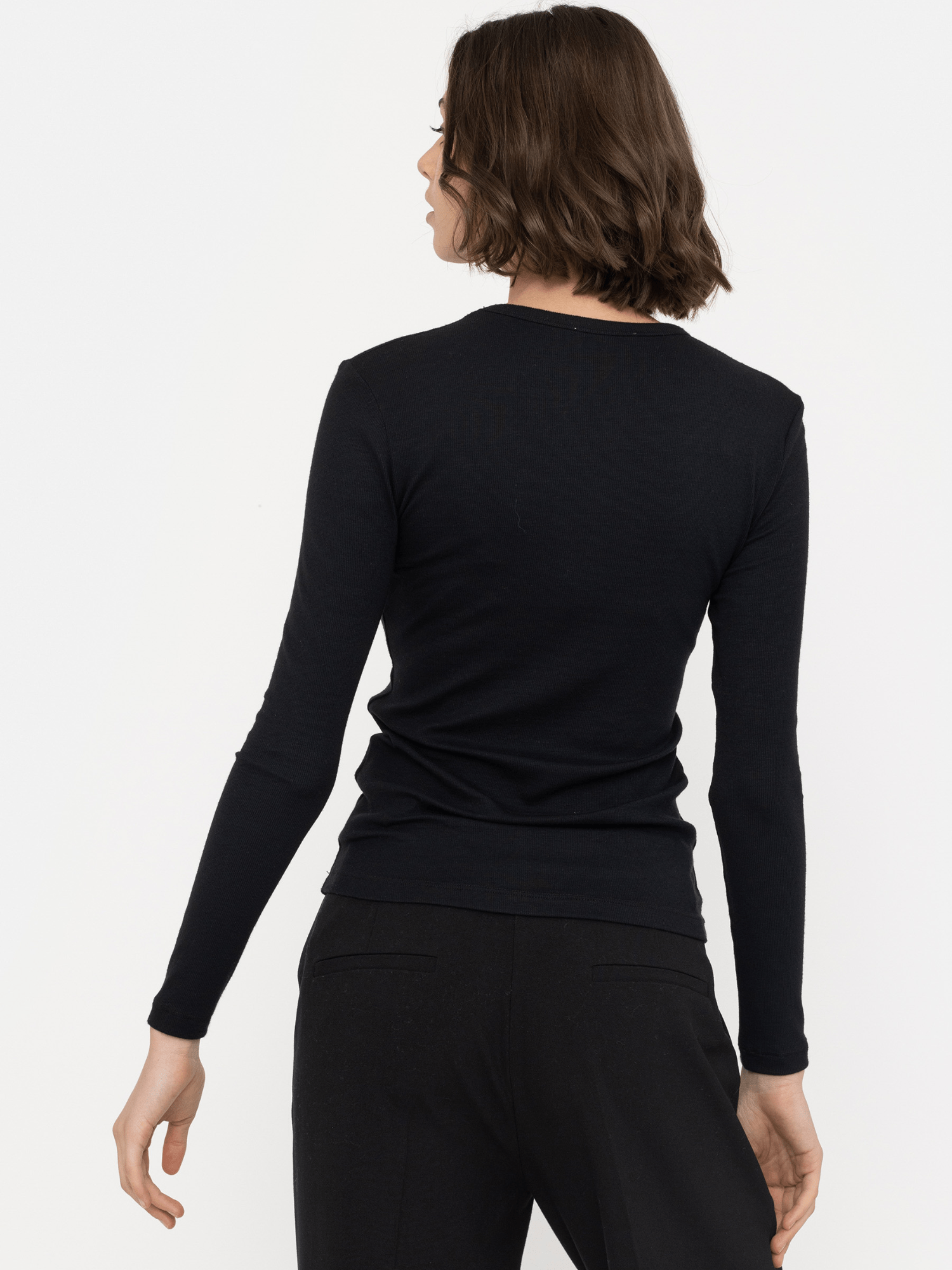 Fenja o - neck top - novalieshop