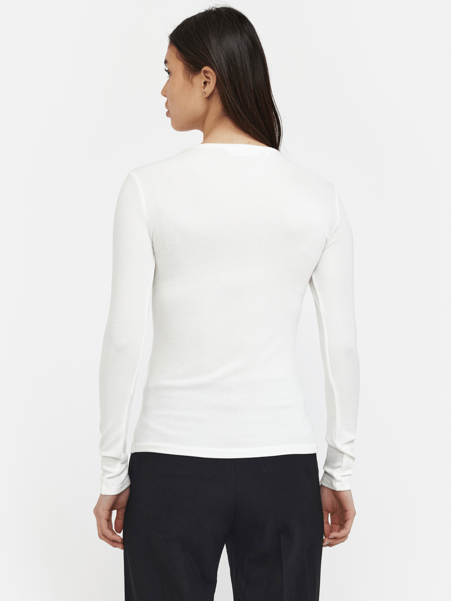 Fenja o - neck top - novalieshop
