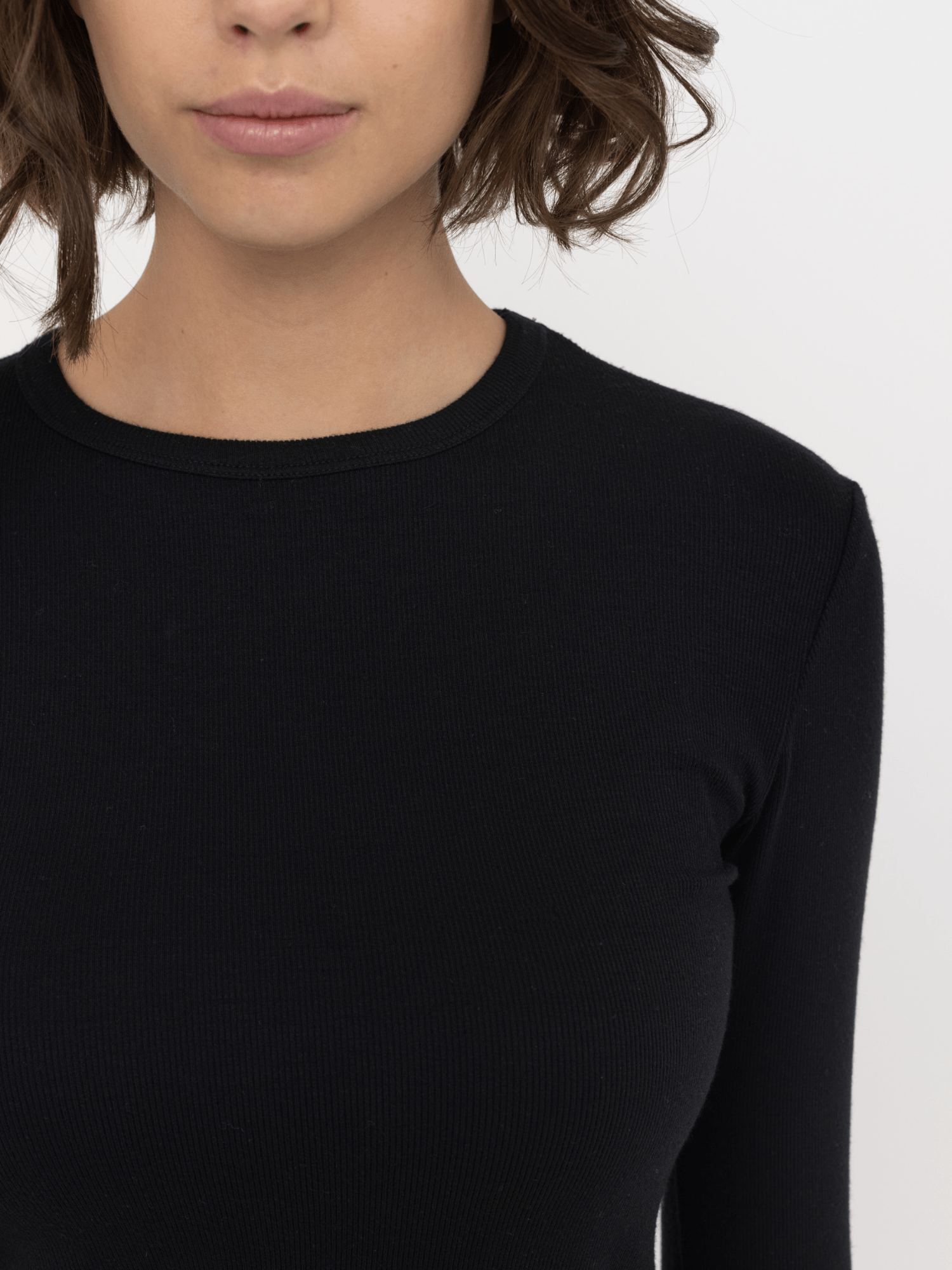 Fenja o - neck top - novalieshop