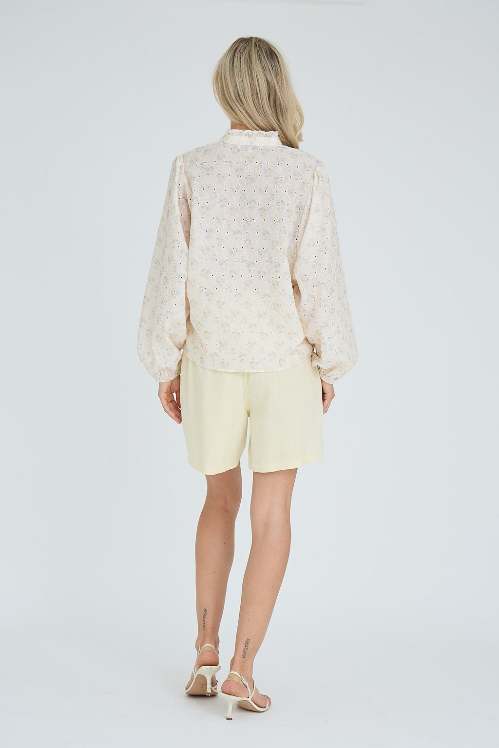 Karla shirt - novalieshop