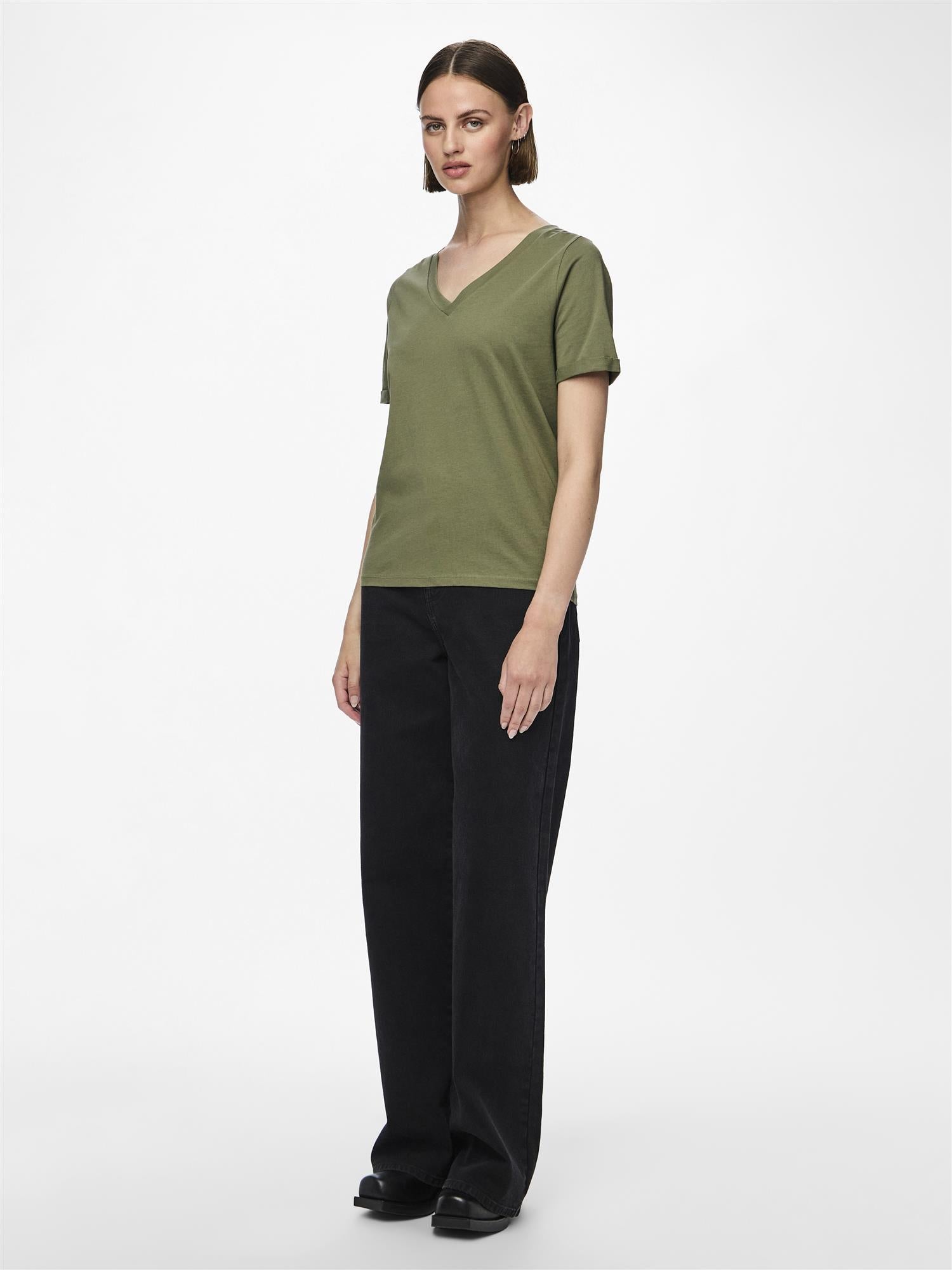 Ria V - neck solid tee - novalieshop