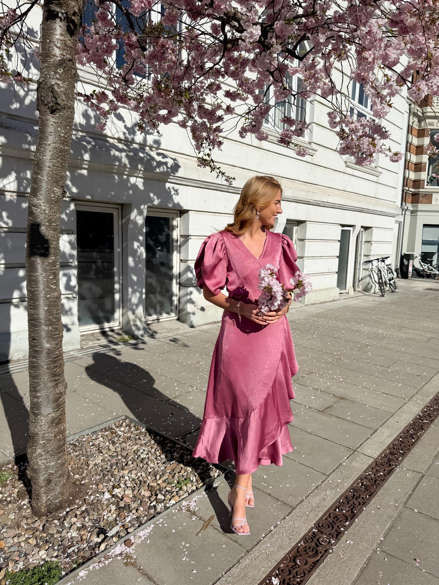 Sinda dress - novalieshop