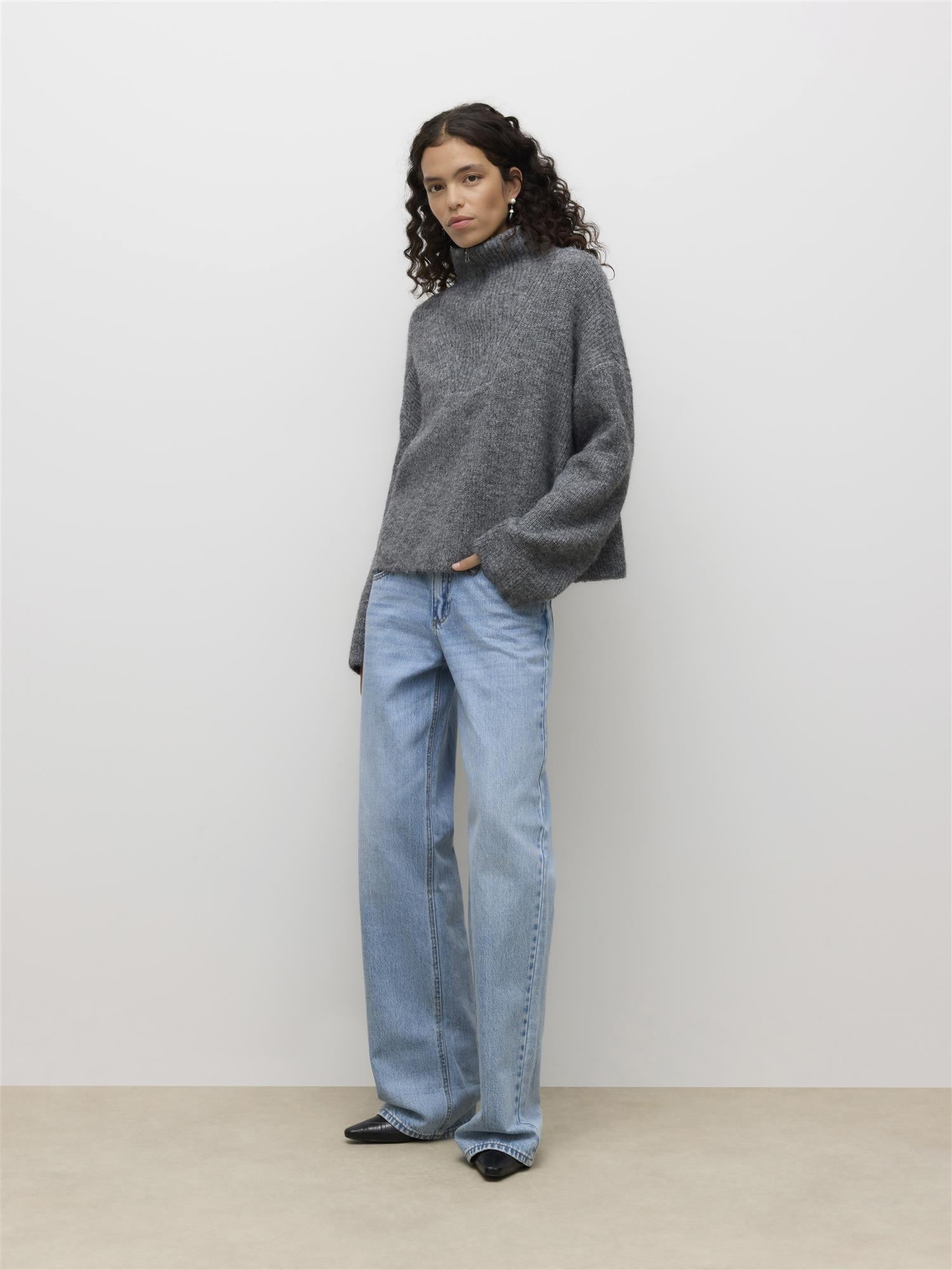 Tessa high neck zip knit - novalieshop